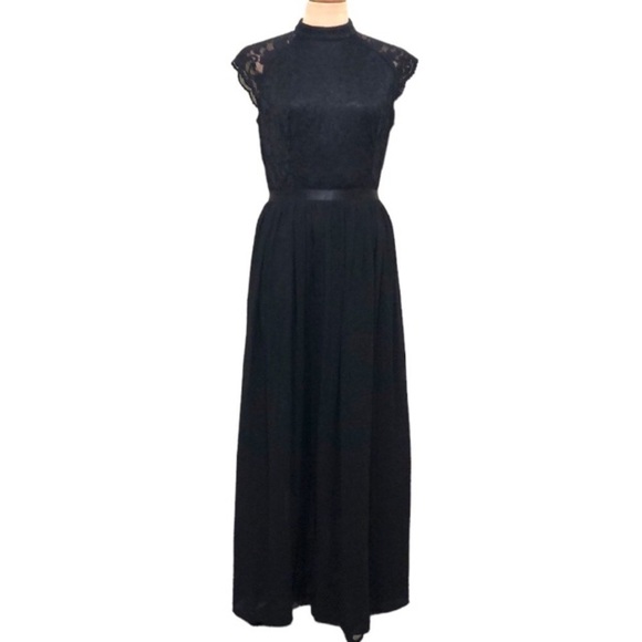 Miusol Formal Dress Size XXL Black Lace Fit and Flare Full Length Gown - Picture 1 of 10
